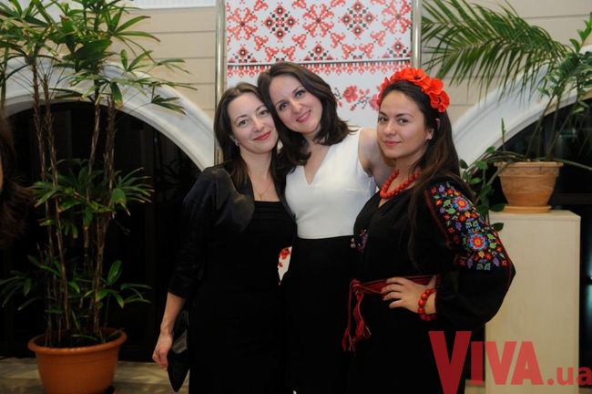 Наталия Власюк, Ирина Мельник и Наталия Кирийчук (Эдипресс Медиа Украина)